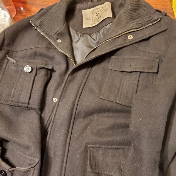 Jacket - Picture 2 of 4